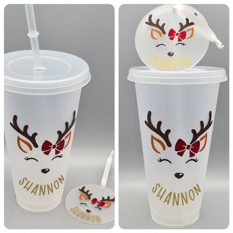 Reindeer with bow bundle